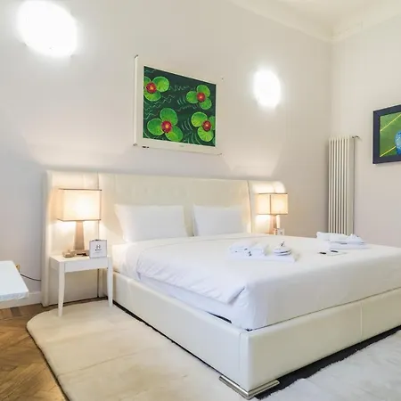 Hemeras Boutique Homes - Super Central Luxury Apartamento Milão