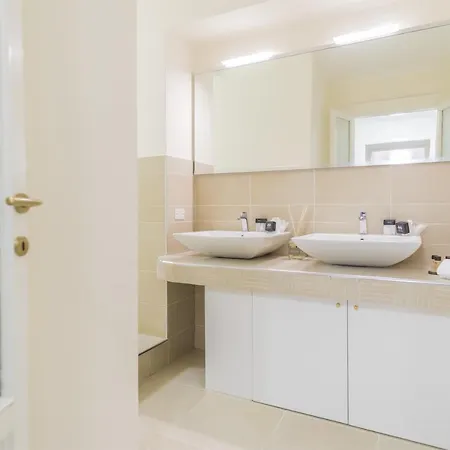 Hemeras Boutique Homes - Super Central Luxury ミラノ
